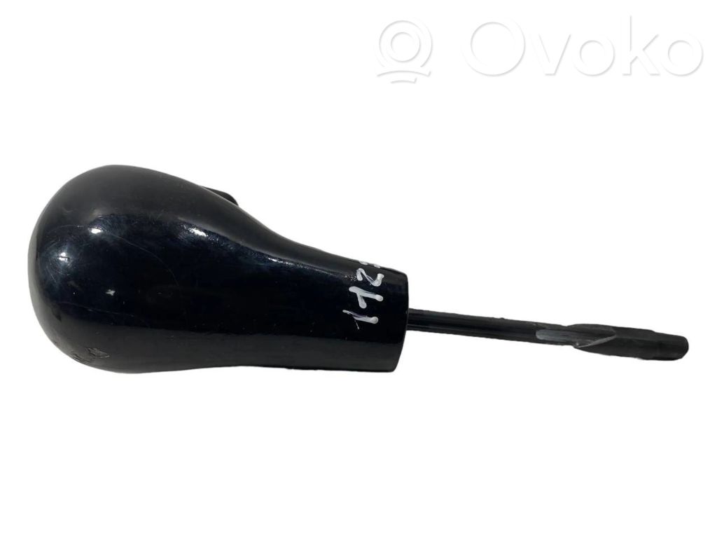 Gear shift lever decorative trim (leather, tip)