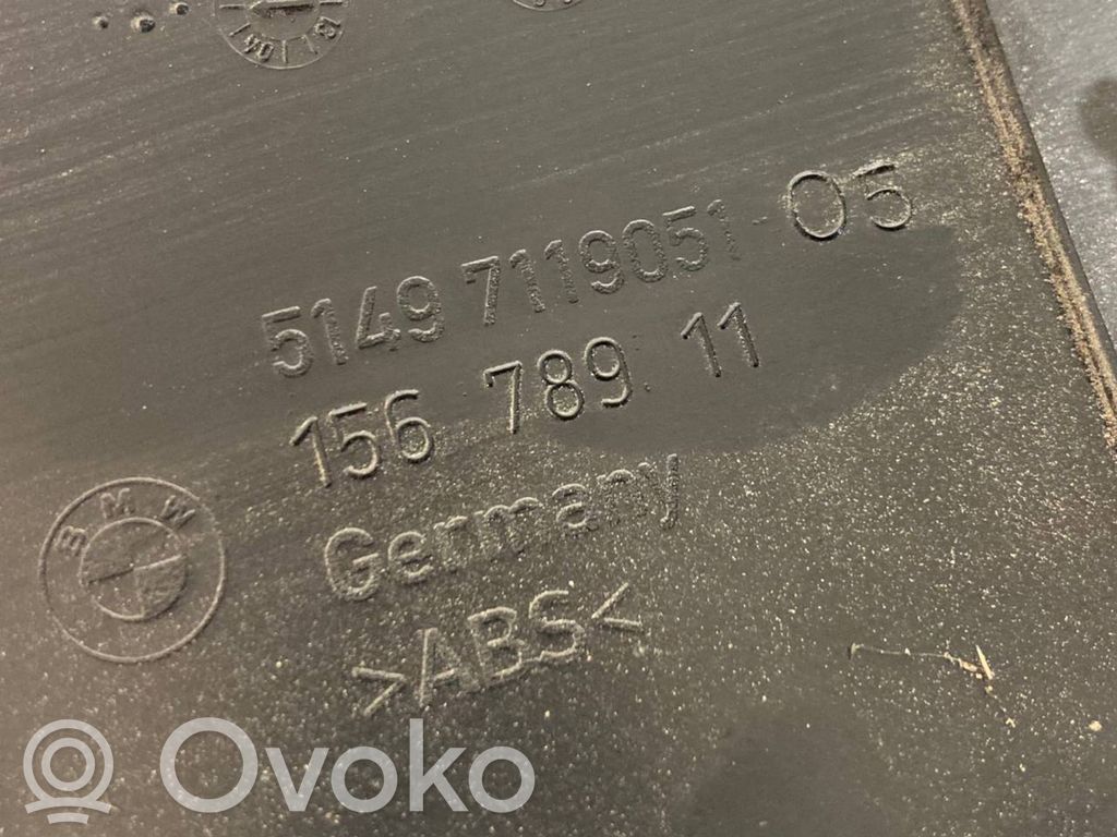 Bagāžnieka dekoratīvā apdare