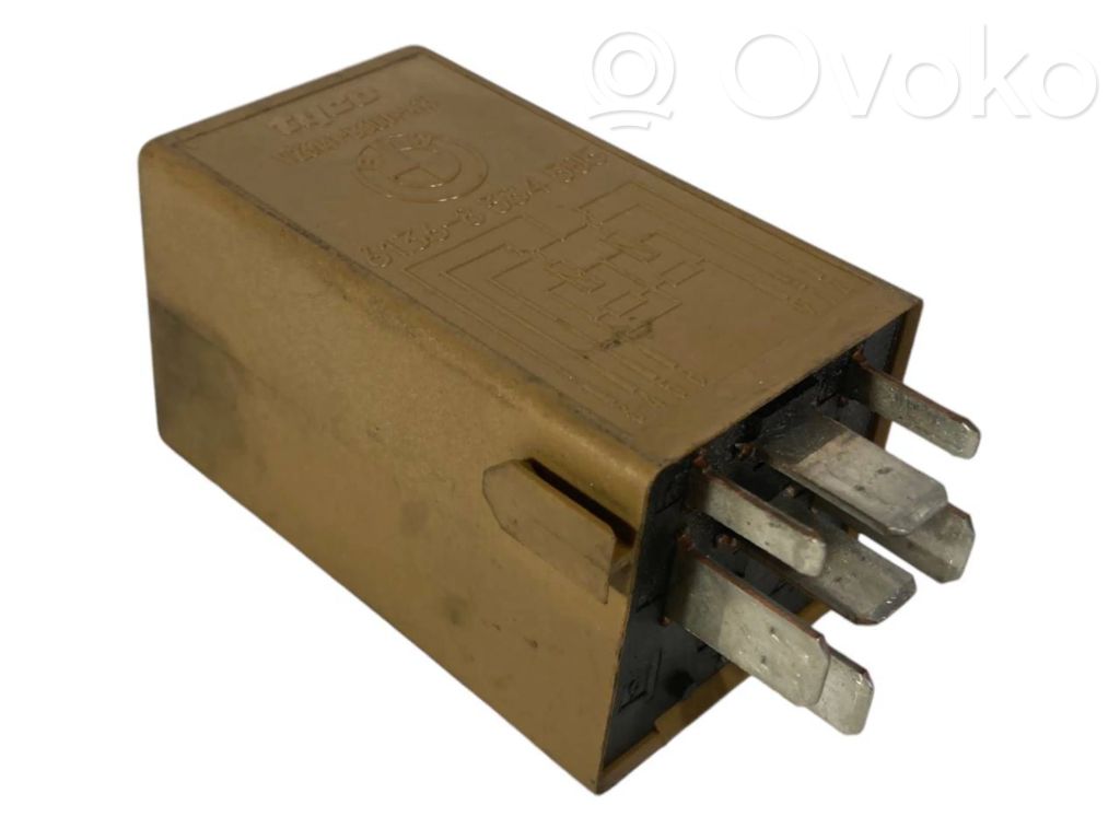 Window wiper relay