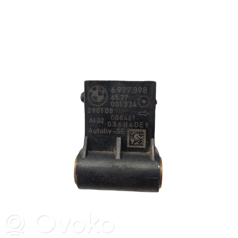 Airbag impact sensor