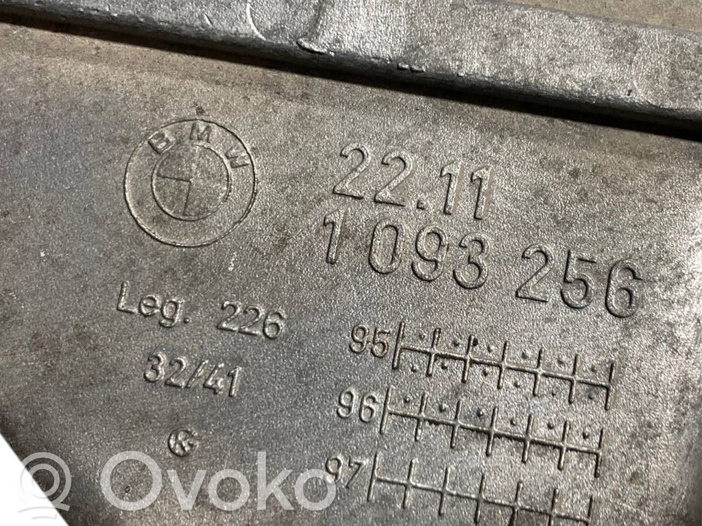 Dzinēja nostiprināšanas stiprinājums-kronšteins