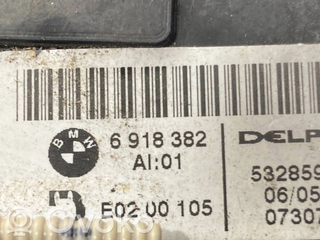 Seat adjustment switch(es)