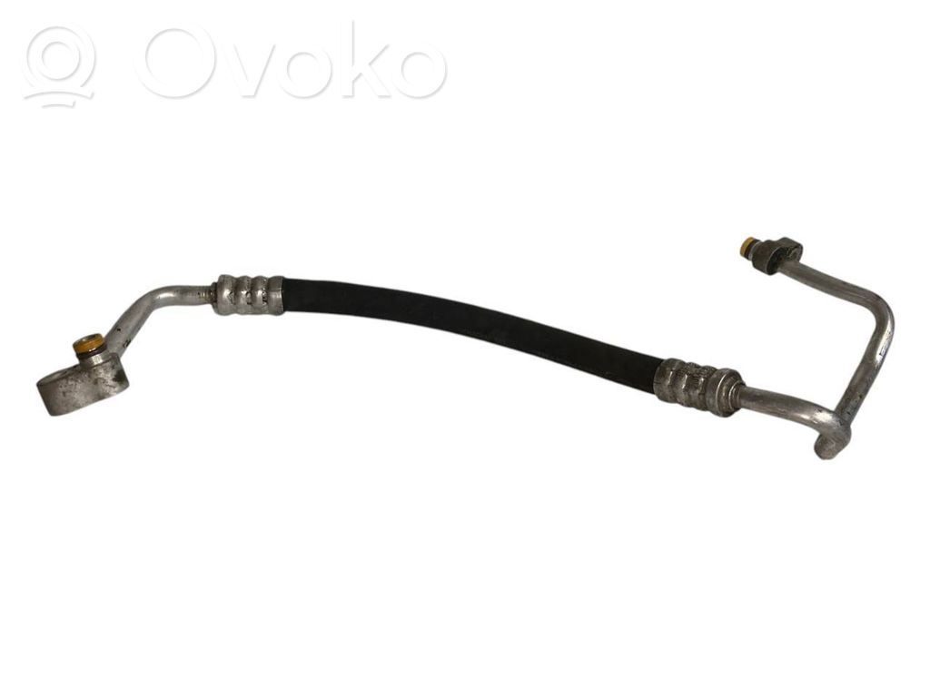 Air conditioner pipe(s) / hose(s)