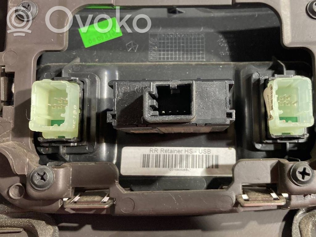 USB savienotājs