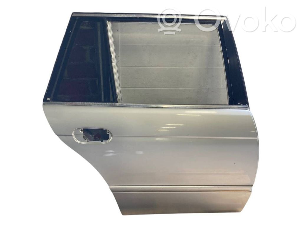 Rear door
