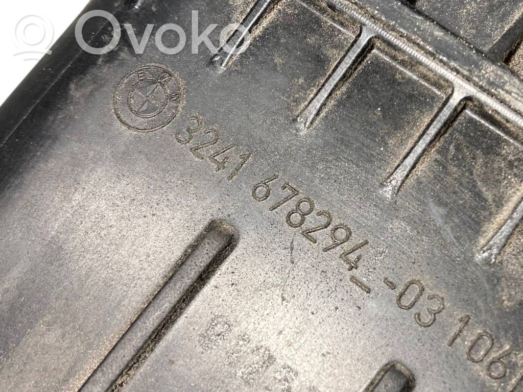 Power steering fluid reservoir