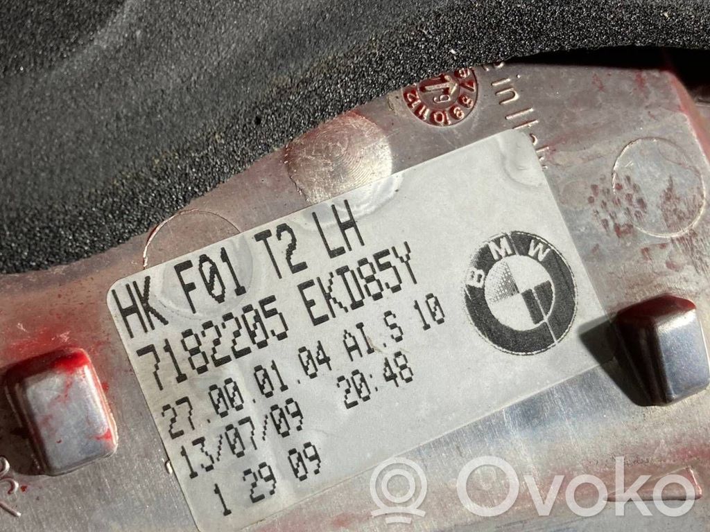 Aizmugurējais lukturis pārsegā