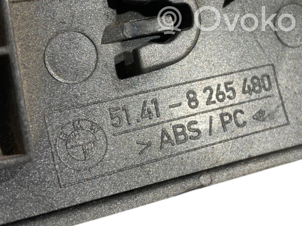 Back decoration