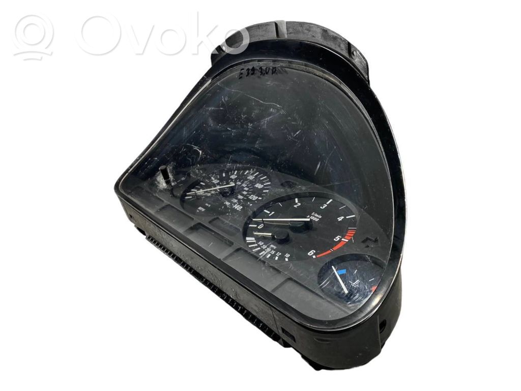 Speedometer (in the instrument panel)