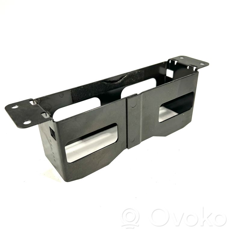 Radio / CD/DVD player / navigation