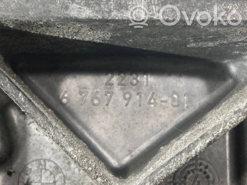 Кронштейн крепления трансмиссии