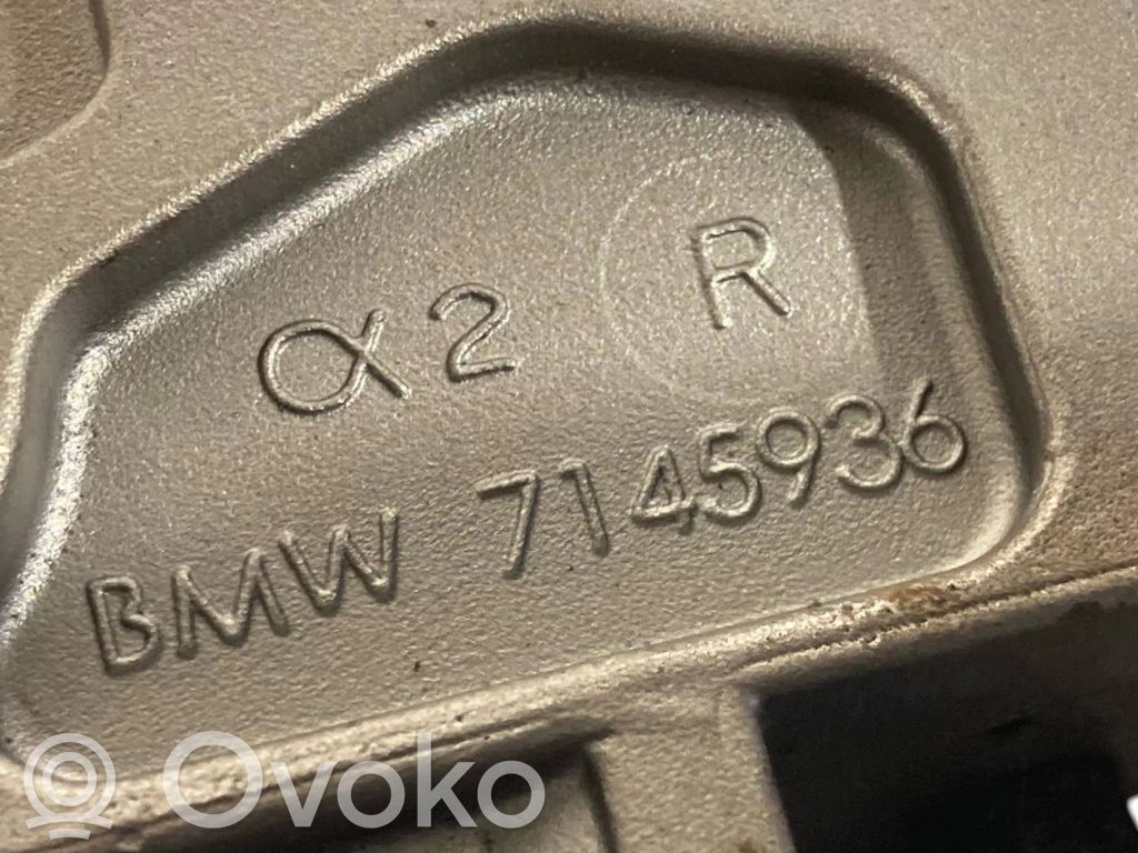 Roof lock