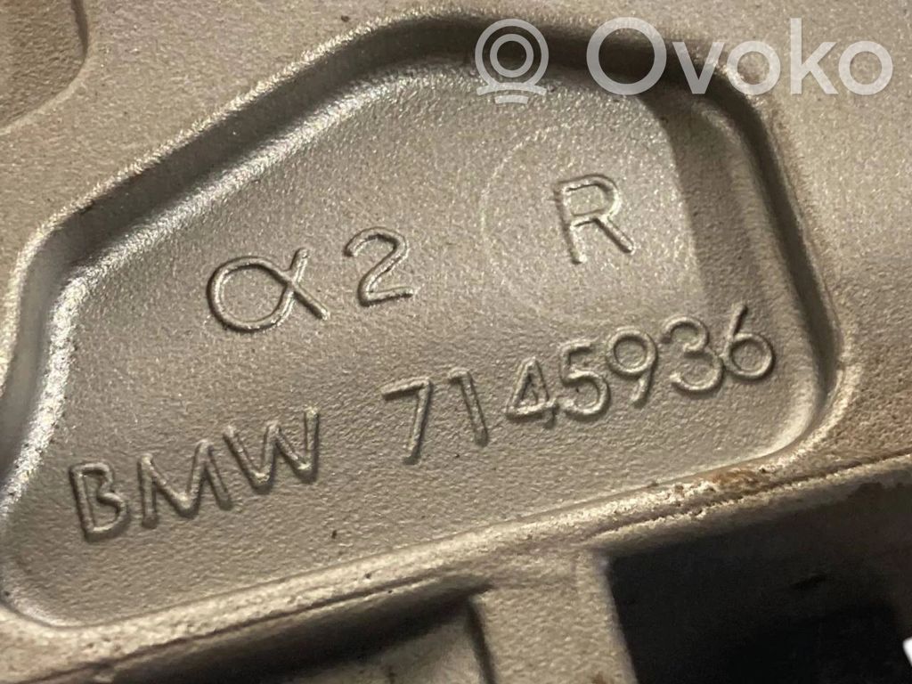 Roof lock