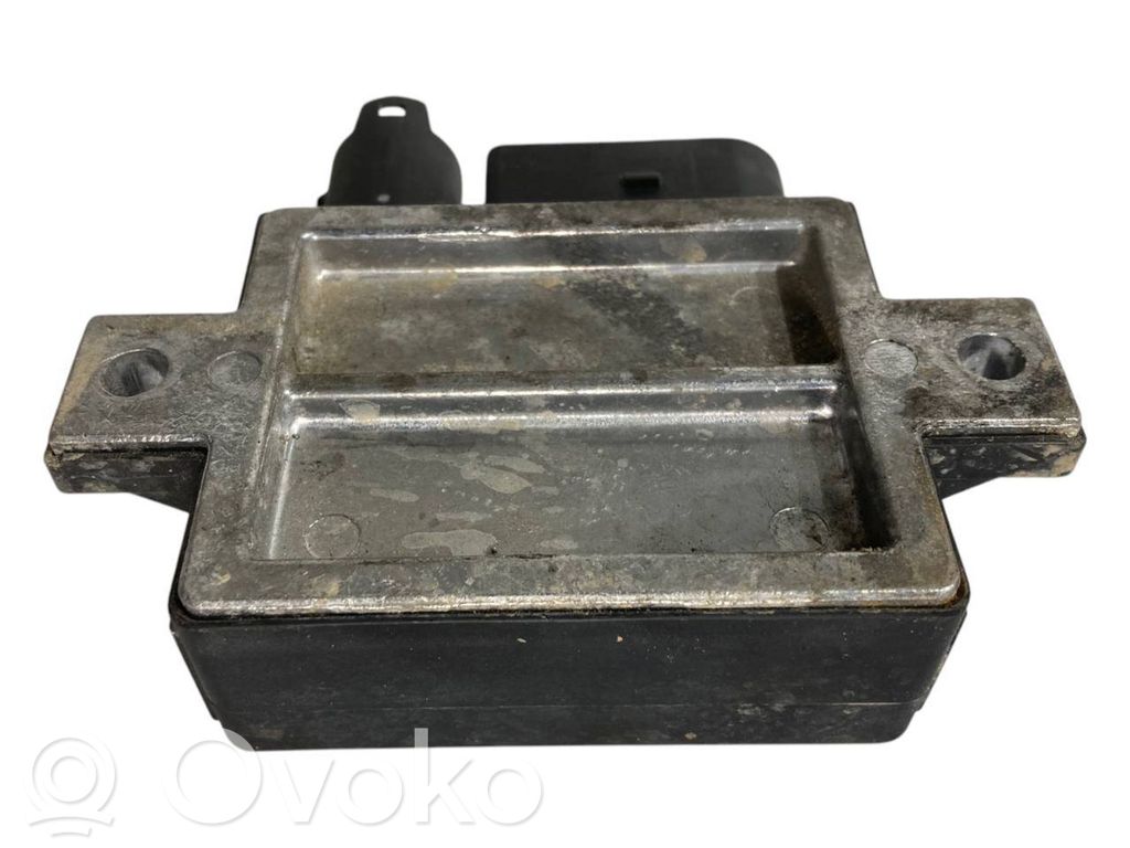 Glow plug relay