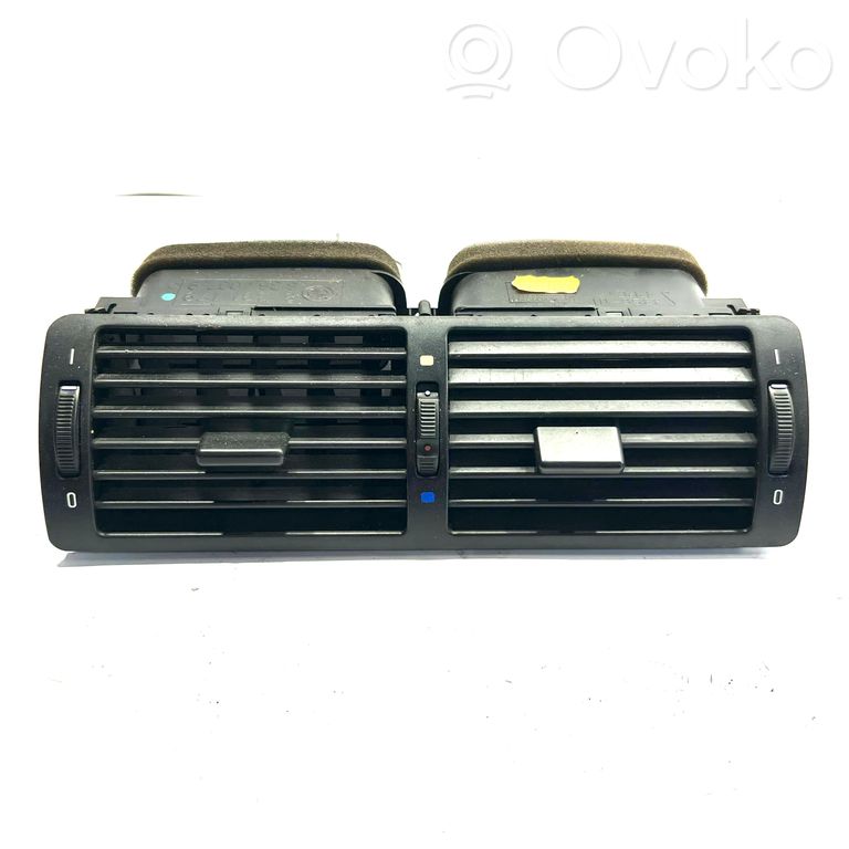 Centrālais gaisa ventilācijas režģis