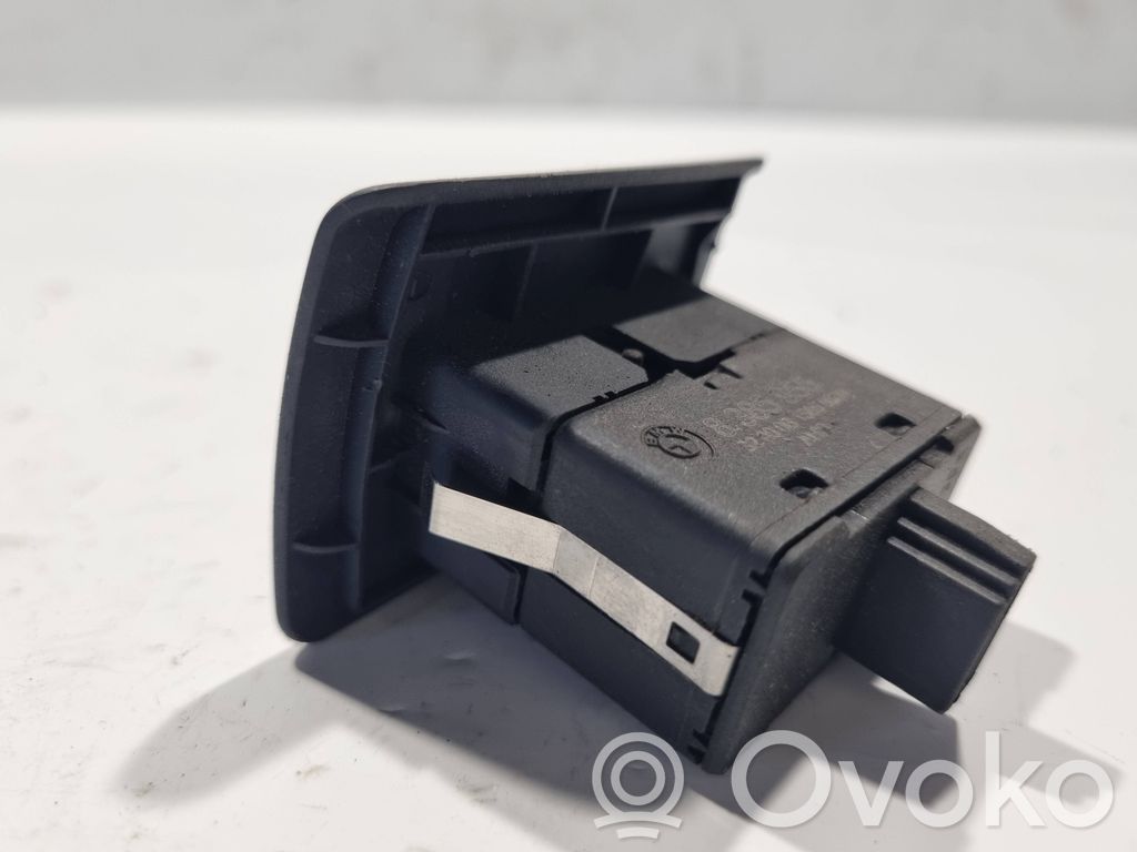 Power window switch