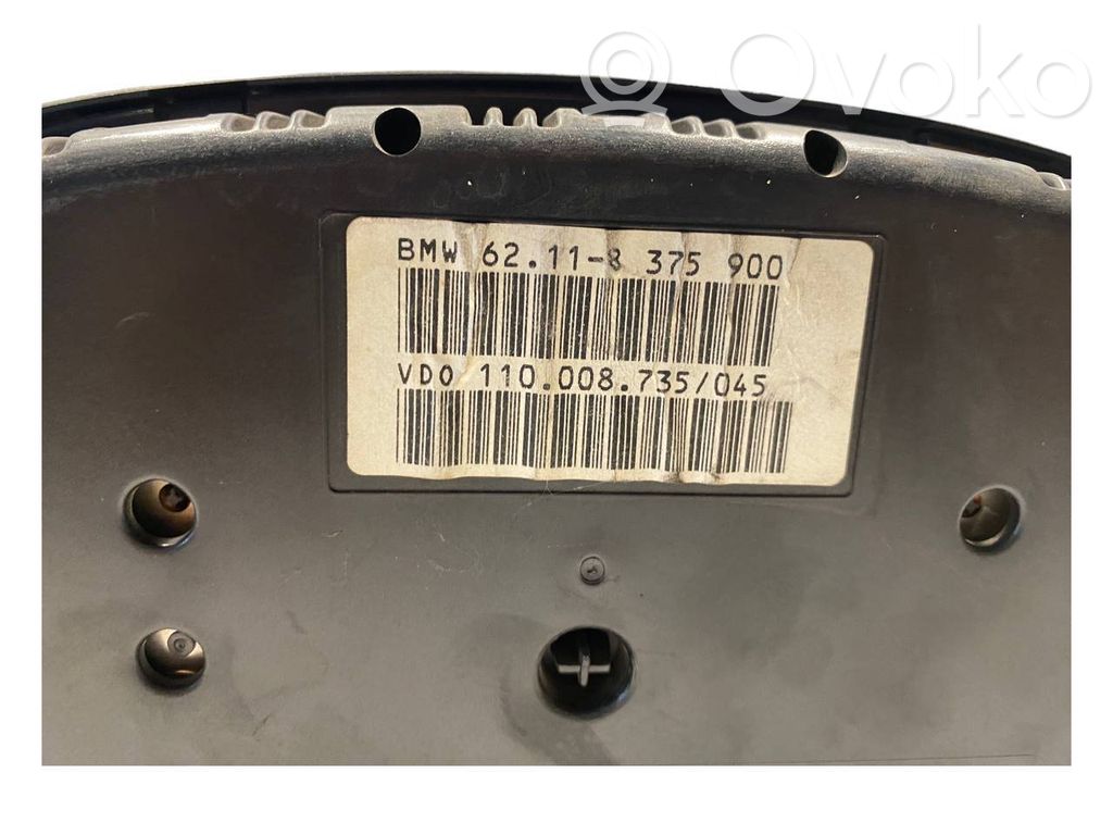 Speedometer (in the instrument panel)