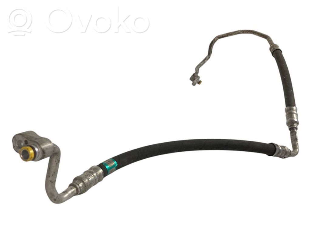 Air conditioner pipe(s) / hose(s)