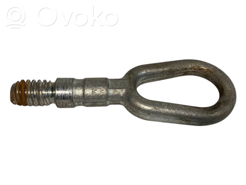 Буксировочный крюк