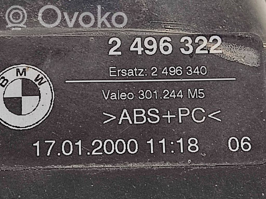Aizmugurējais lukturis virsbūvē