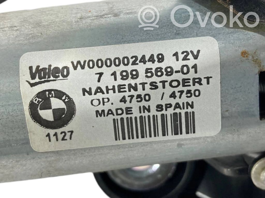 Aizmugurējā loga tīrītāja motoriņš