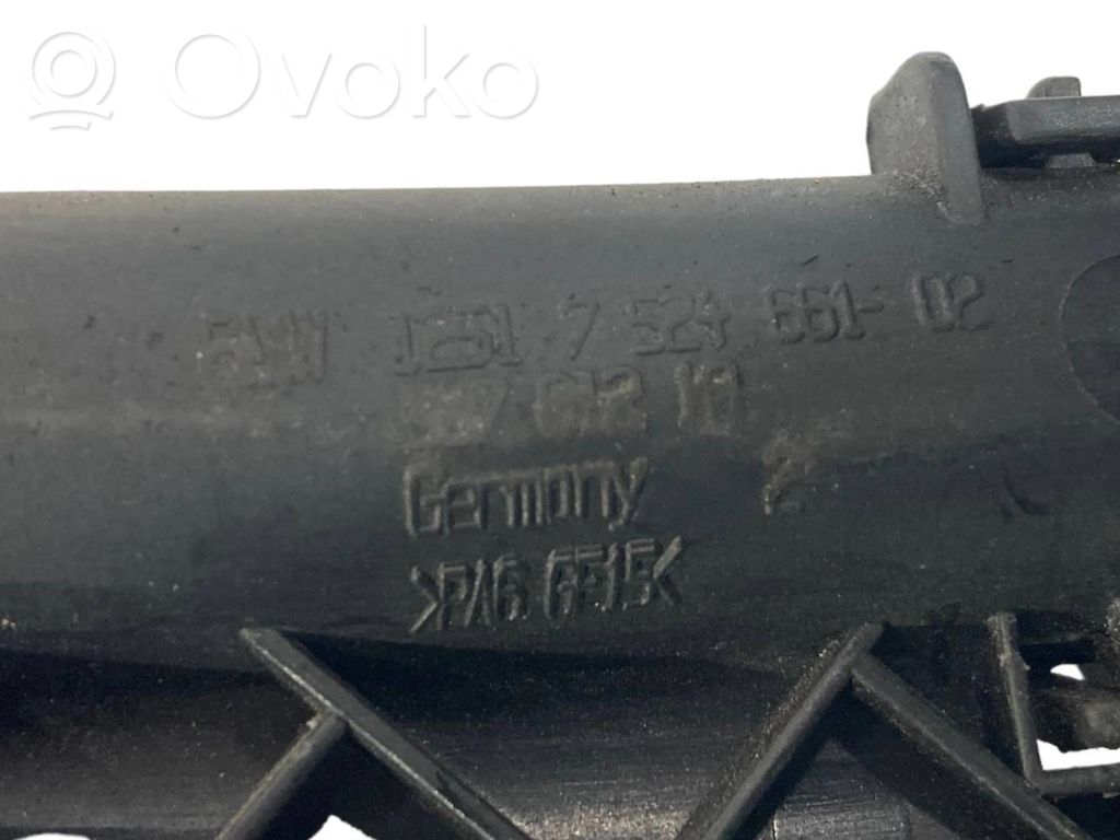 Cita veida dzinēja nodalījuma detaļa