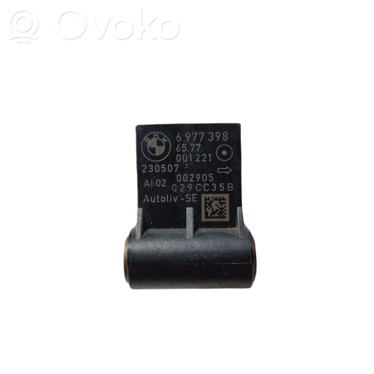 Gaisa spilvenu trieciensensors