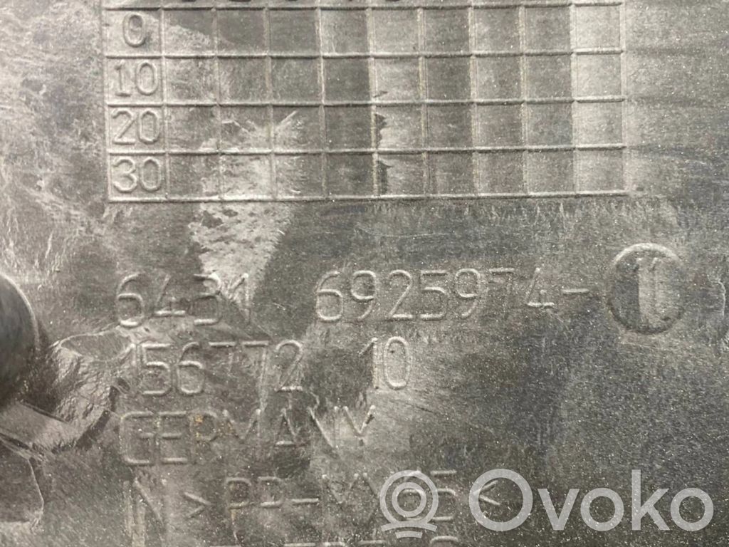 Cita veida dzinēja nodalījuma detaļa