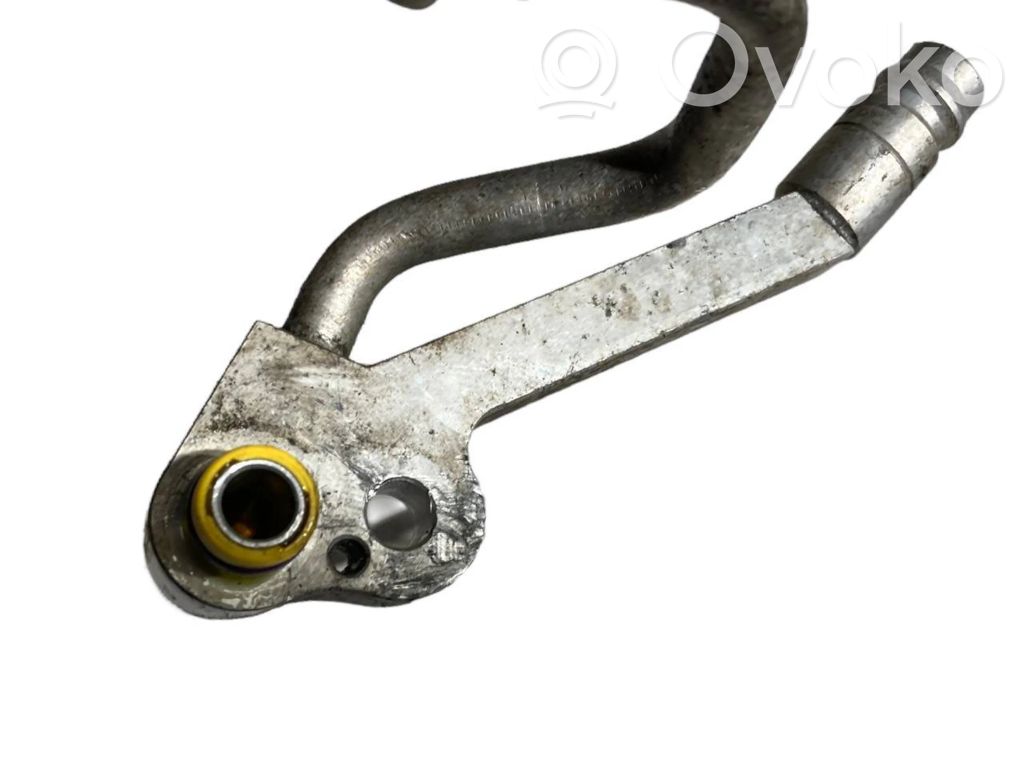 Air conditioner pipe(s) / hose(s)