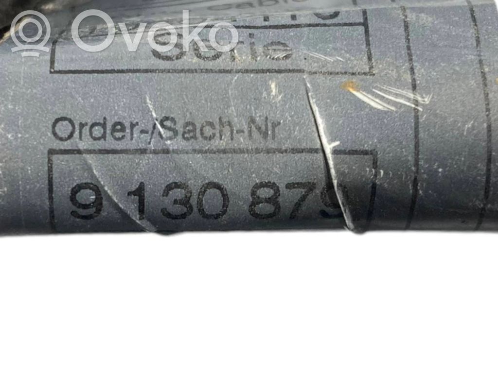 Positive wire connection assembly