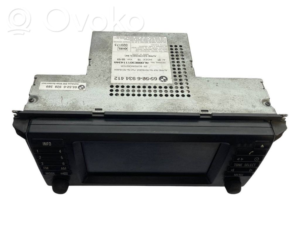 Radio / CD/DVD player / navigation