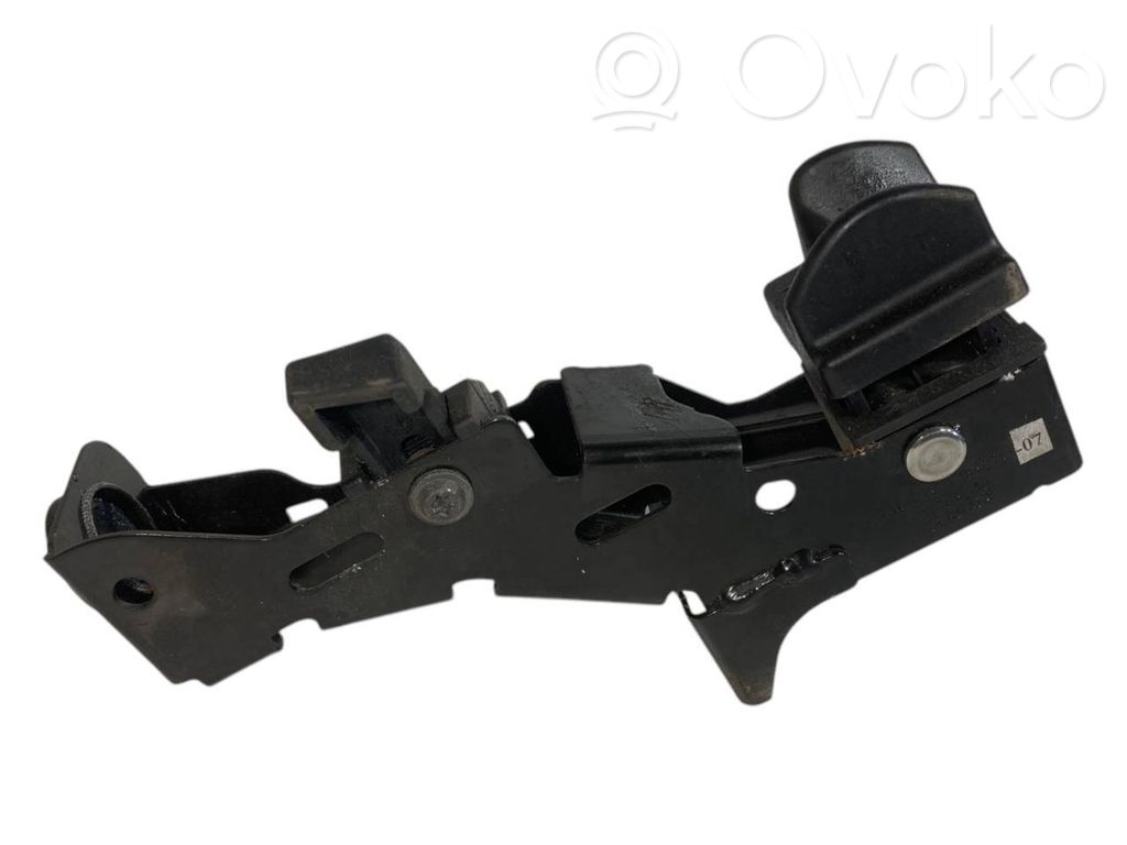 Roof lock