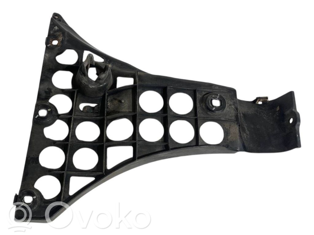 Rear bumper mounting bracket