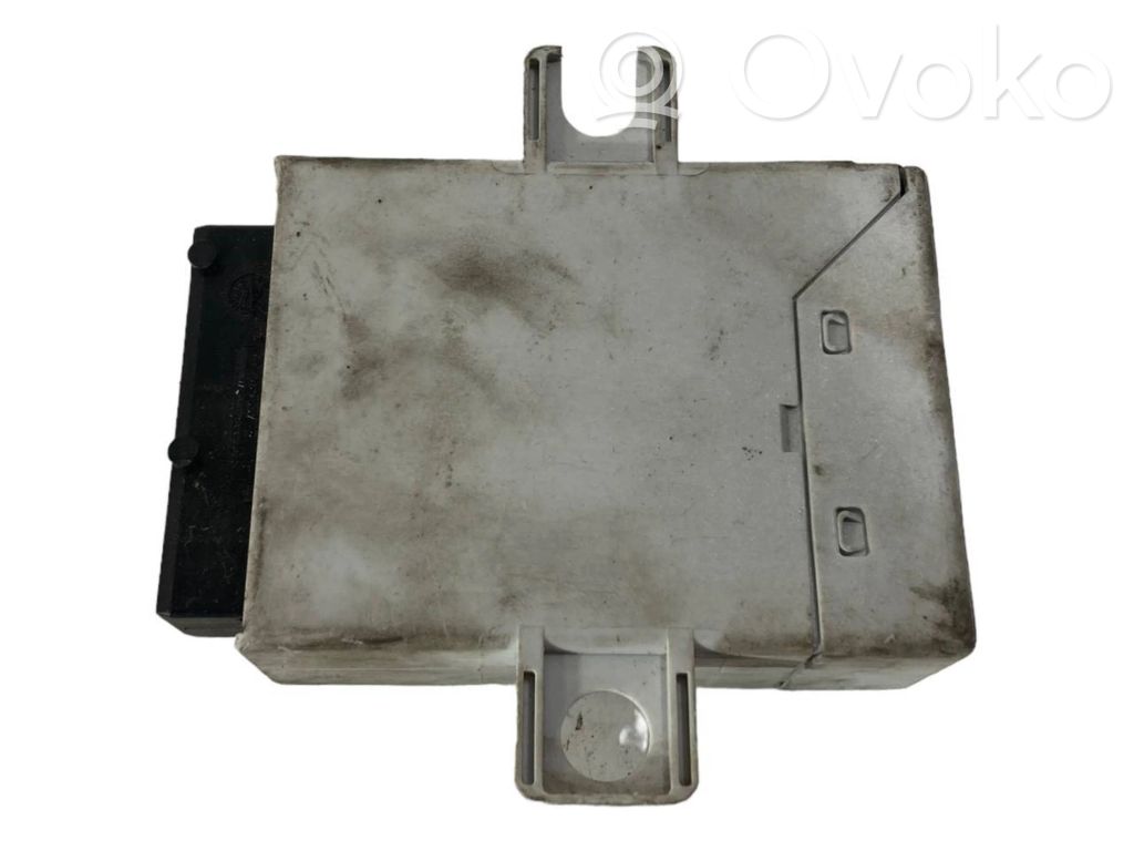Trailer hitch control unit
