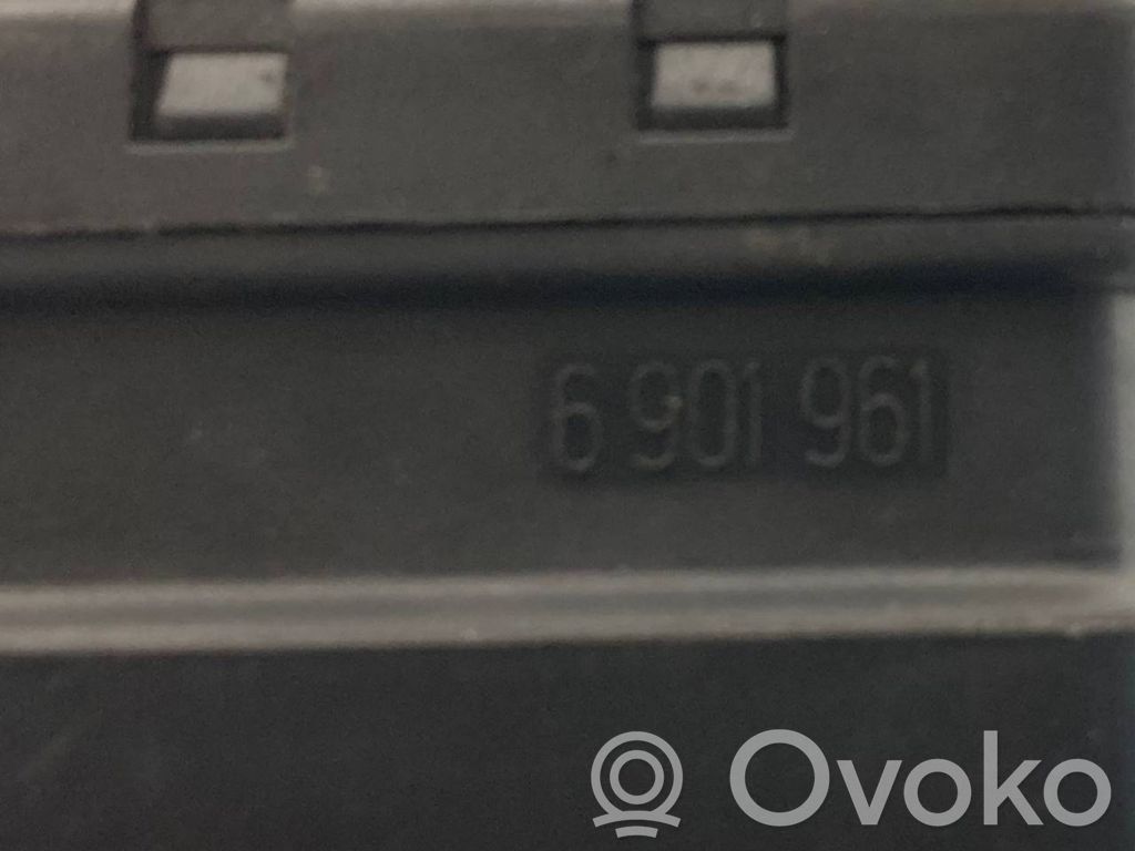 Aizdedzes slēdža kontakti