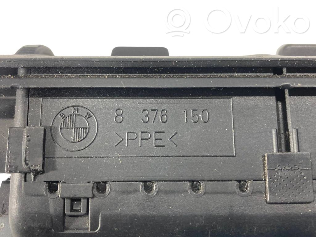 Rear air - ventilation grille
