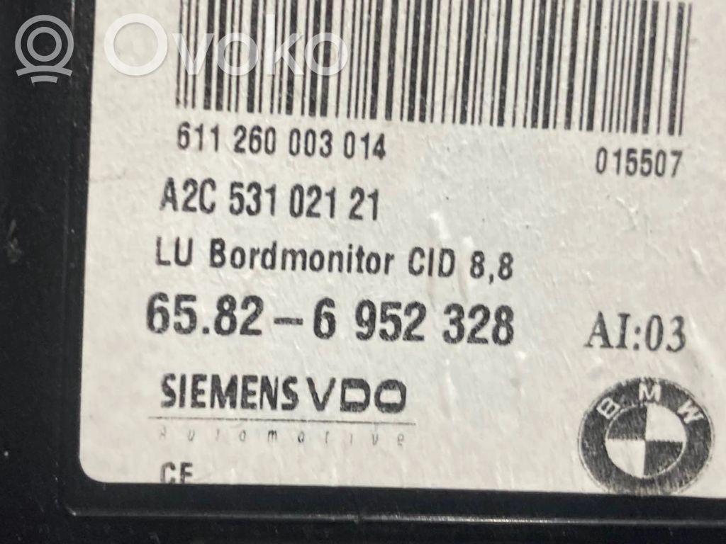 Ekrāns / displejs / mazais ekrāns