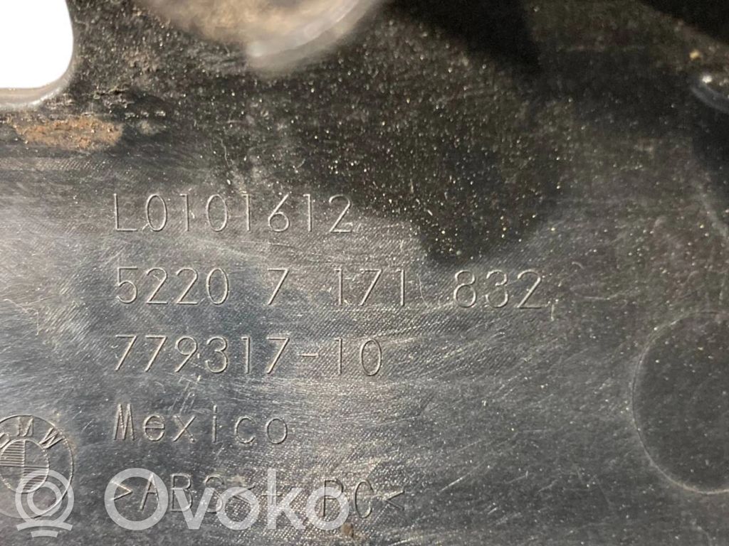 Aizmugurējā sēdekļa sliedīte (-es)