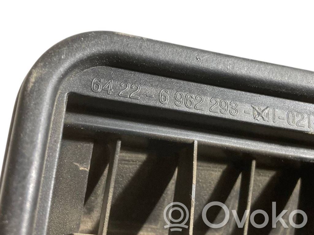 Ventilation grille