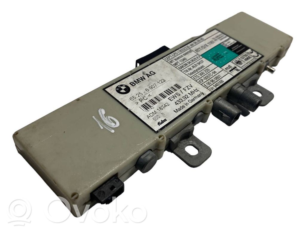 Antenna control unit
