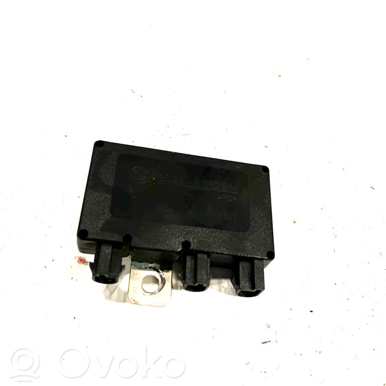 Antenna amplifier