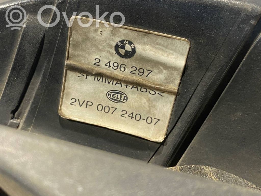 Aizmugurējais lukturis virsbūvē