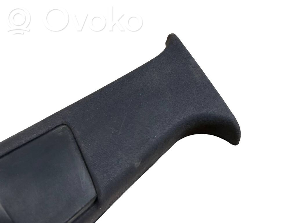 (B) отделка стойки (верхняя)