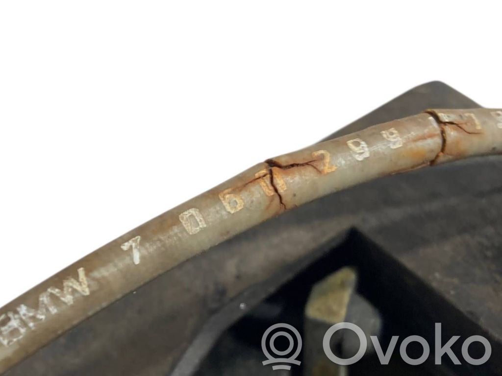 Aizmugurē turētājs / kronšteins ārējam atvēršanas rokturim