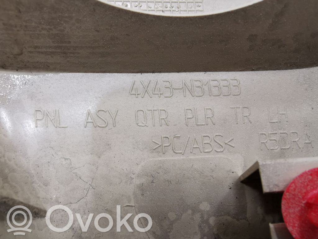 Другая часть интерьера