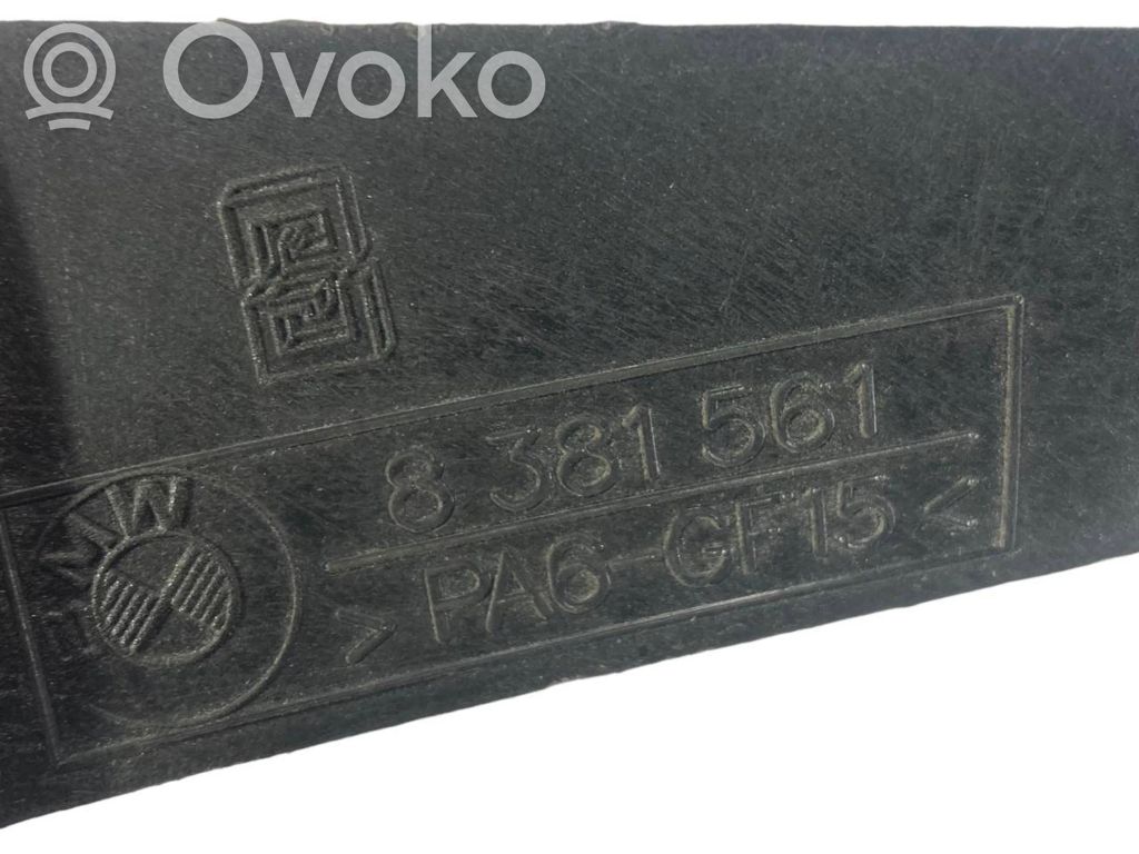 Динамик(и) в передней двери