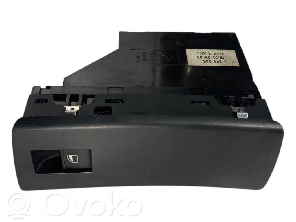 Power window switch