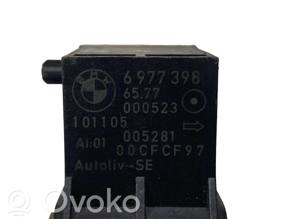 Gaisa spilvenu trieciensensors