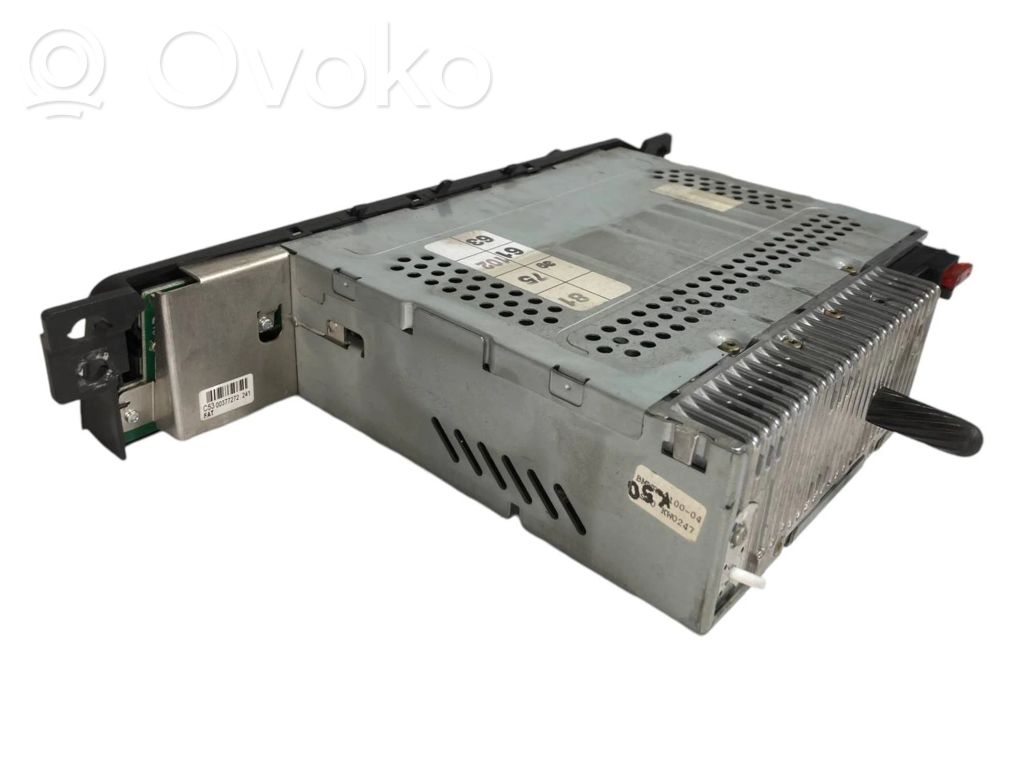 Radio / CD/DVD atskaņotājs / navigācija