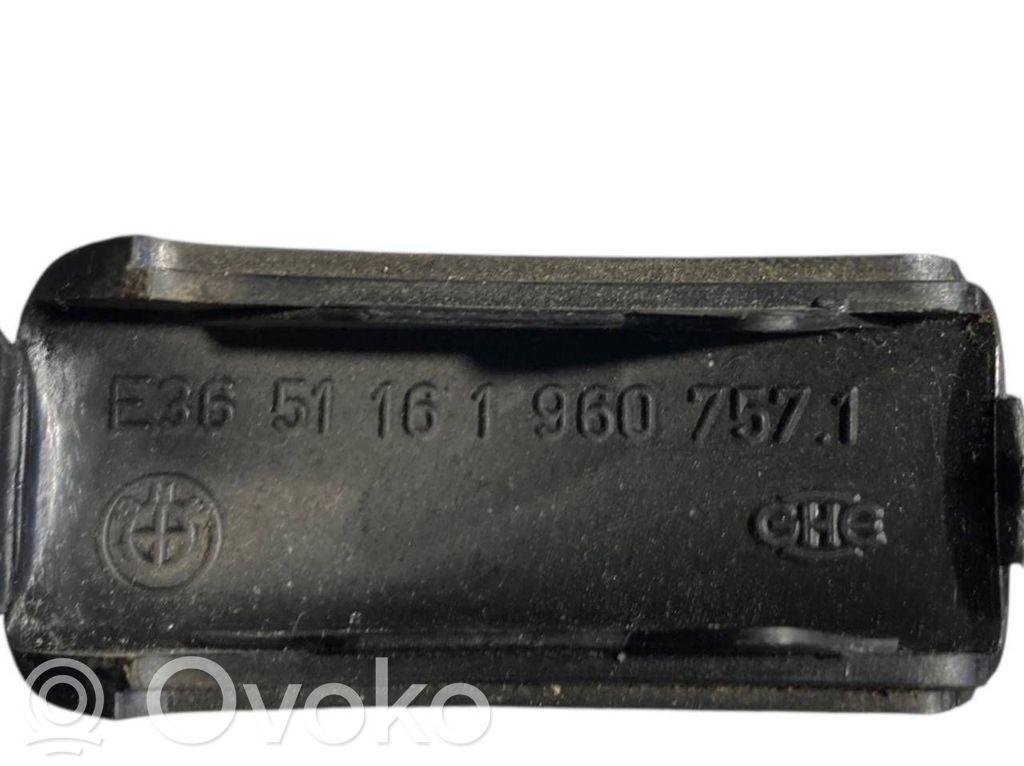 Aizmugurējais rokturis